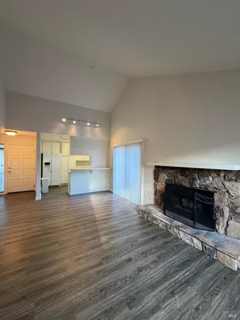 $3,250 | 378 Brey Road, Santa Rosa, CA 95409