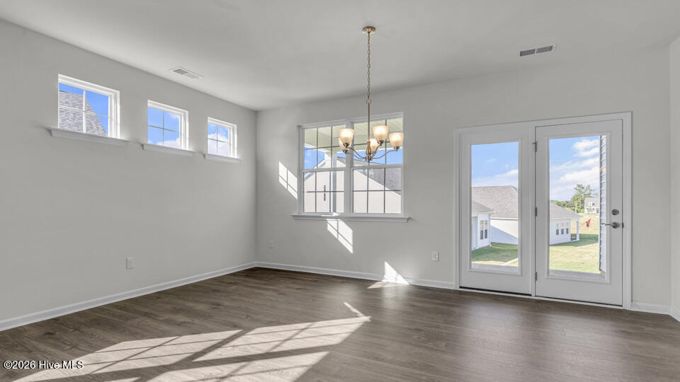 808 Fernwind Circle Aberdeen, NC 28315 - Photo 11 of 28 Living Room