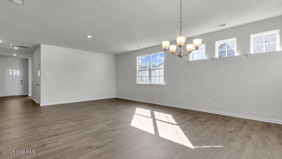 808 Fernwind Circle Aberdeen, NC 28315 - Photo 12 of 28 Living Room