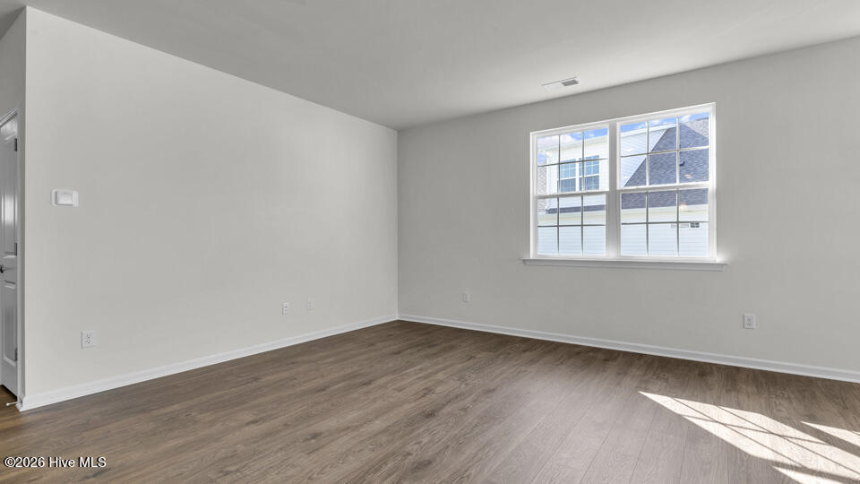 808 Fernwind Circle Aberdeen, NC 28315 - Photo 13 of 28 Living Room
