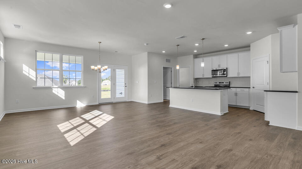 808 Fernwind Circle Aberdeen, NC 28315 - Photo 3 of 28 Kitchen