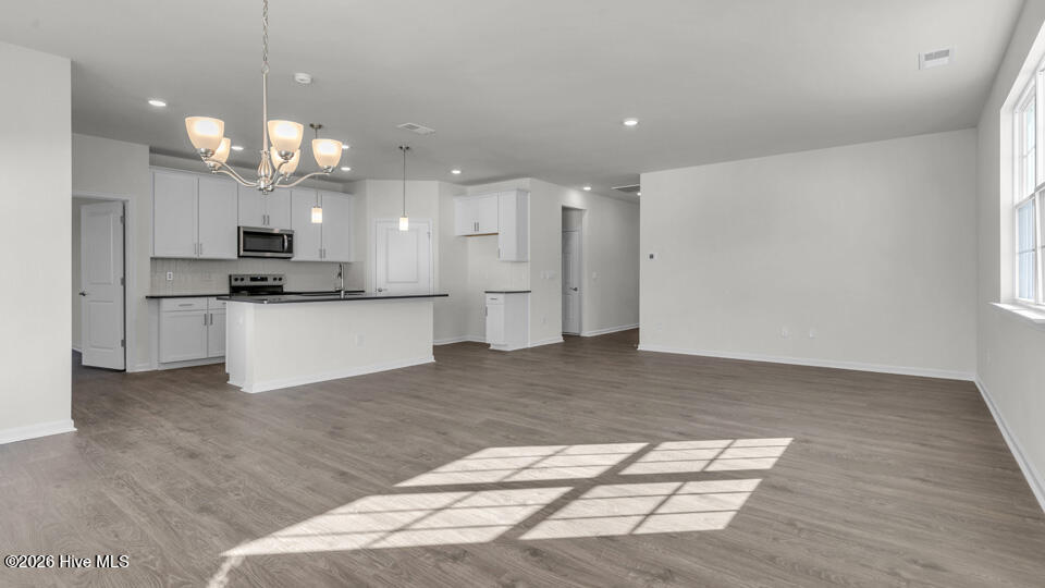 808 Fernwind Circle Aberdeen, NC 28315 - Photo 4 of 28 Kitchen