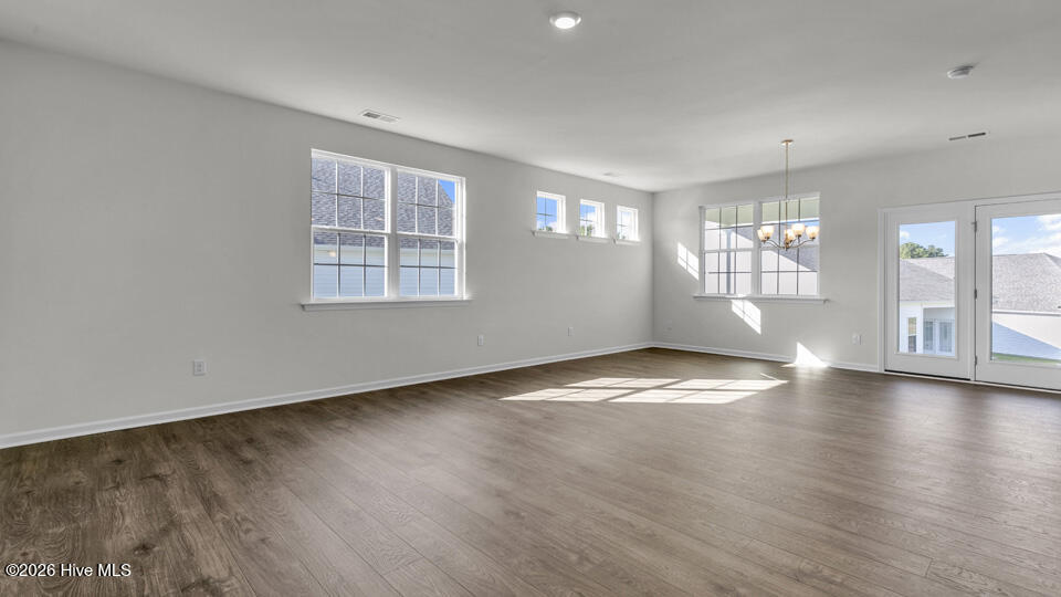 808 Fernwind Circle Aberdeen, NC 28315 - Photo 10 of 28 Living Room