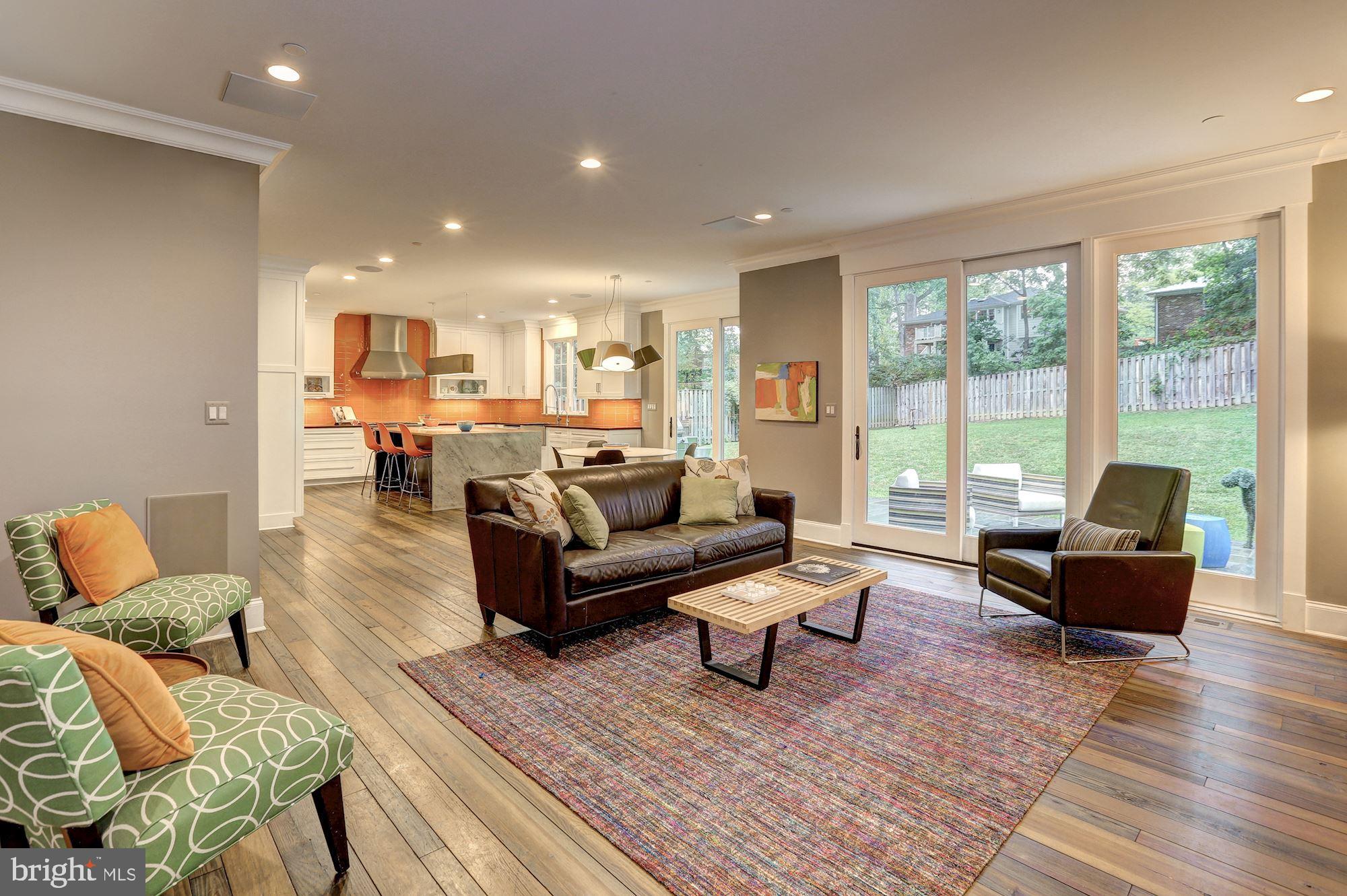 6203 Walhonding Road Bethesda, MD 20816 - Photo 22 of 56 Main Level - Eat-In Kitchen/Family Room