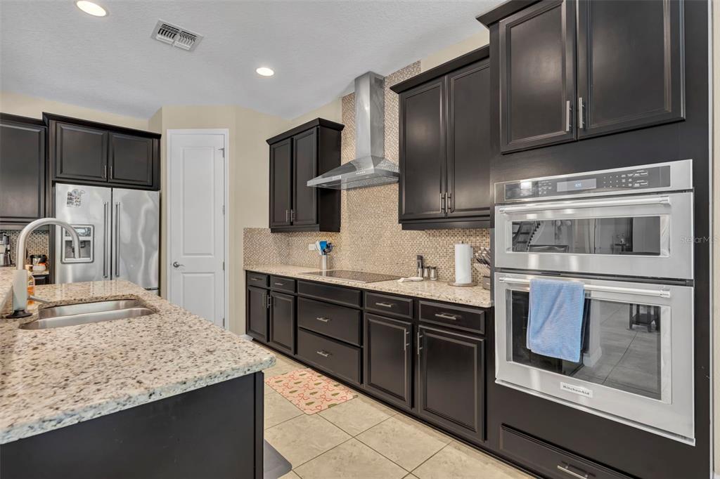 14001 Rugby Street Oakland, FL 34787 - Photo 11 of 43