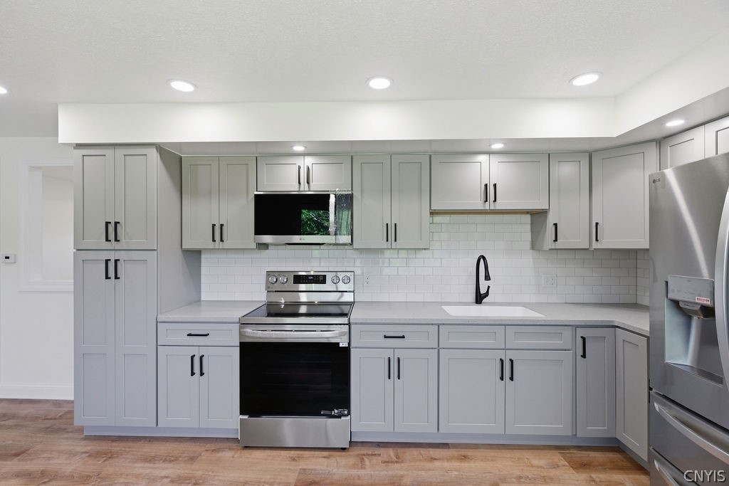 7016 Guyder Road Lysander, NY 13112 - Photo 5 of 41 modern new finishes! great taste!
