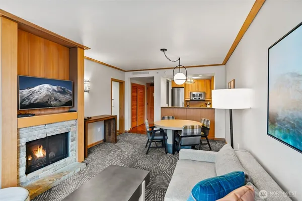 $435,000 | 3600 Suncadia Trail, Unit 4046, Cle Elum, WA 98922