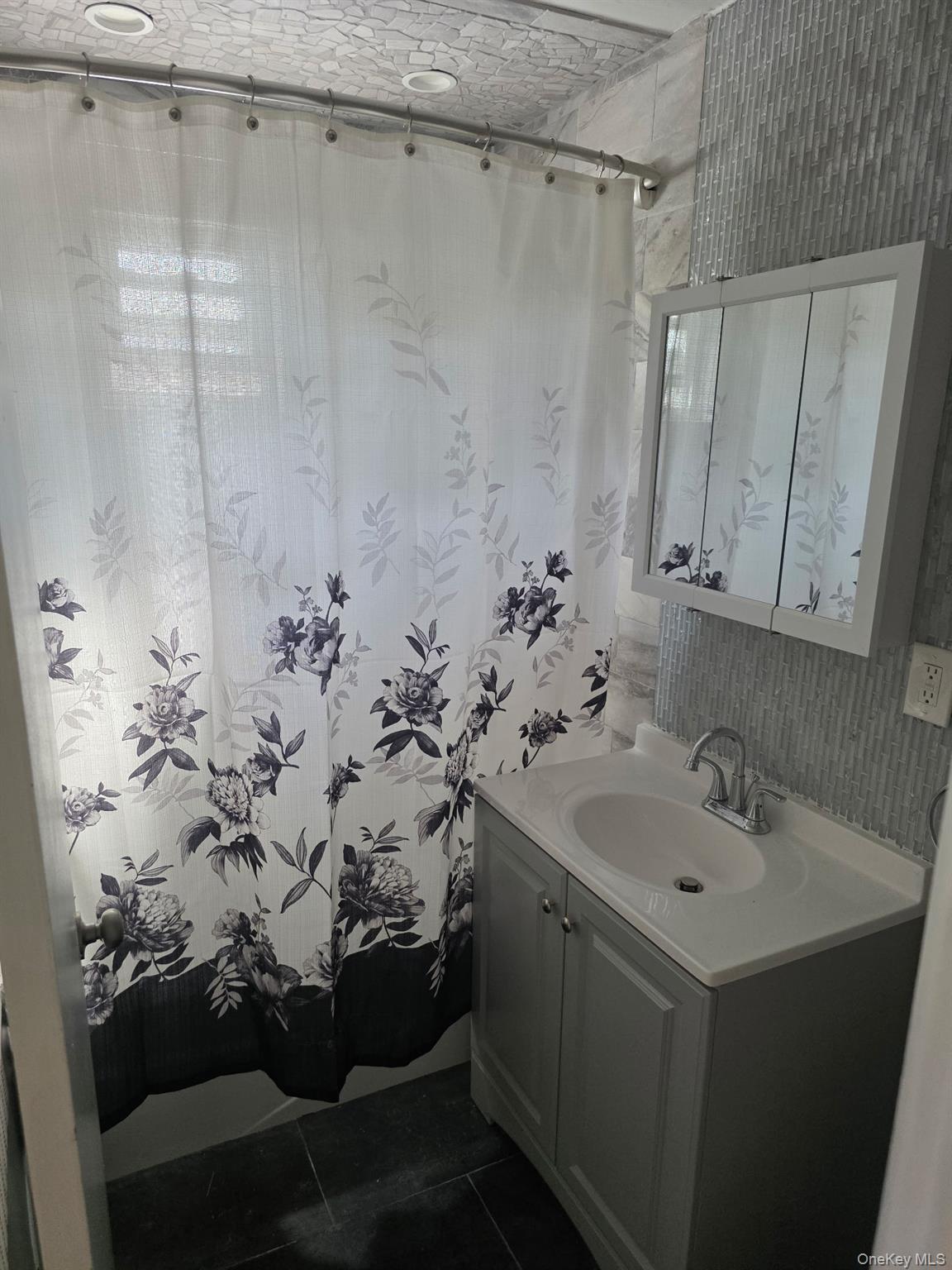 2700 Harding Avenue Bronx, NY 10465 - Photo 12 of 14