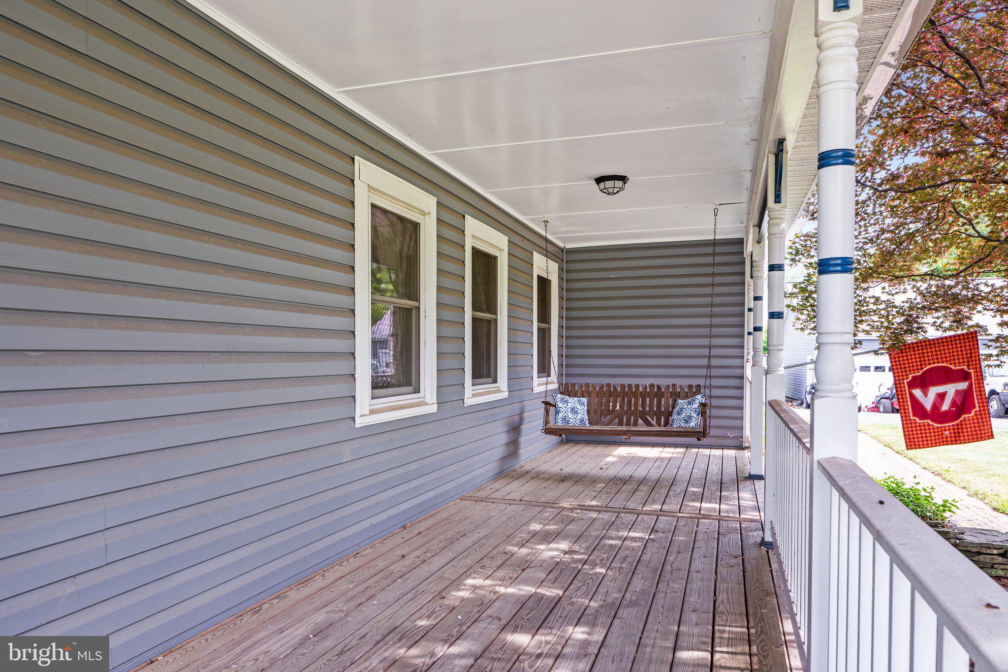 4315 High Ridge Road Haymarket, VA 20169 - Photo 6 of 41 Gallery Image 6