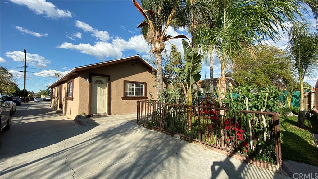 7875 Cypress Avenue Riverside, CA 92503 - Photo 1 of 1