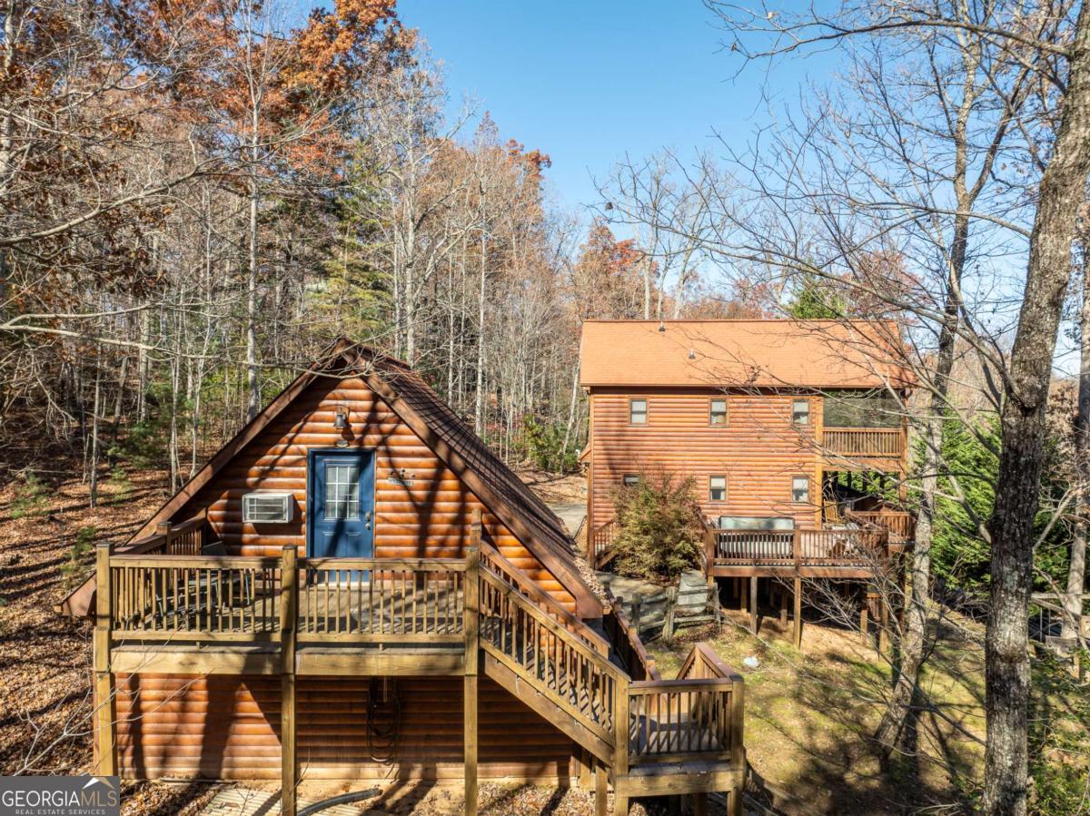 165 Christian Crossing, Unit 15 Morganton, GA 30560 - Photo 11 of 58 a view of a large building