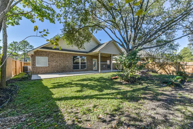 $325,000 | 19346 Dickson Park Drive, Spring, TX 77373
