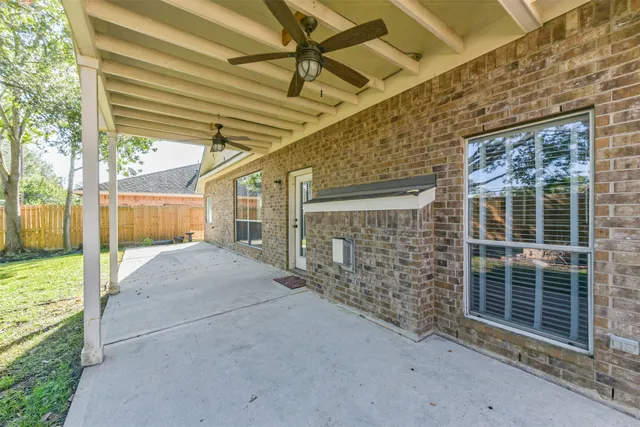$325,000 | 19346 Dickson Park Drive, Spring, TX 77373