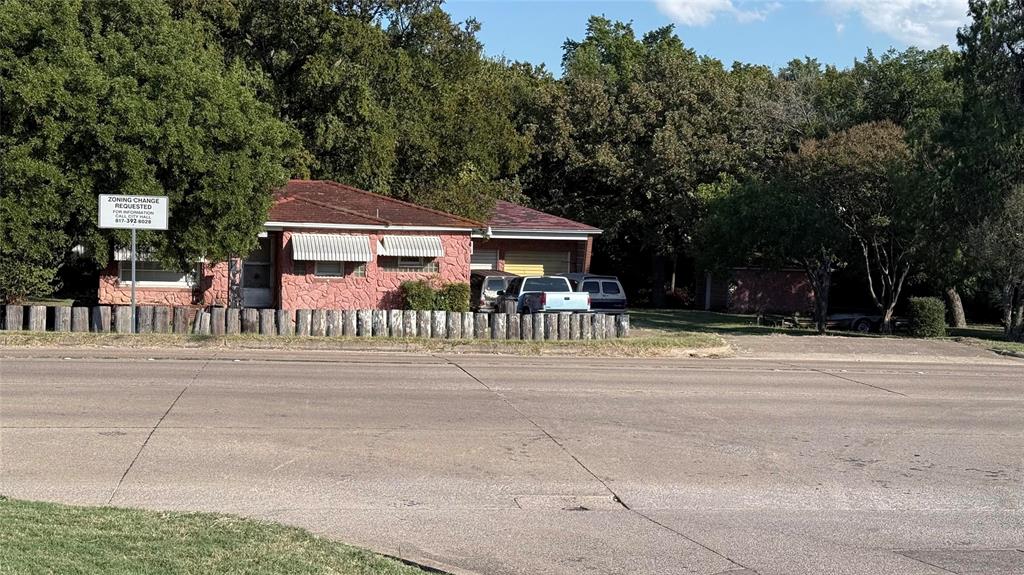 3613 Williams Road Fort Worth, TX 76116 - Photo 3 of 31 a front view of a house with a yard