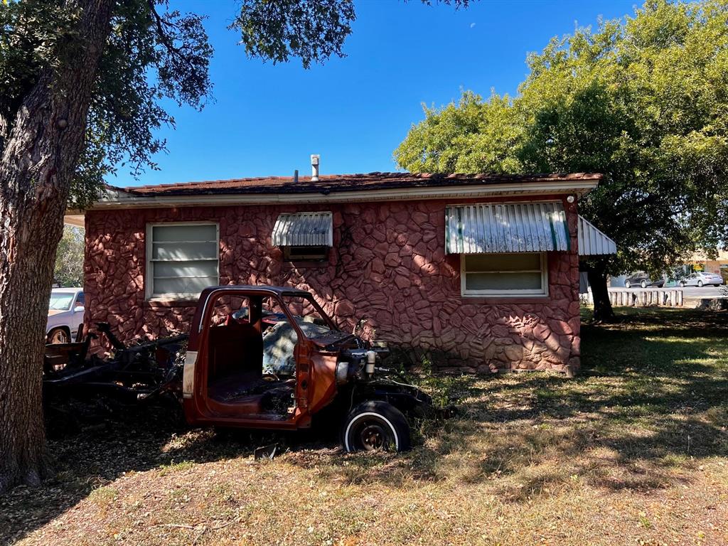 3613 Williams Road Fort Worth, TX 76116 - Photo 8 of 31 a view of a car park in front of a house