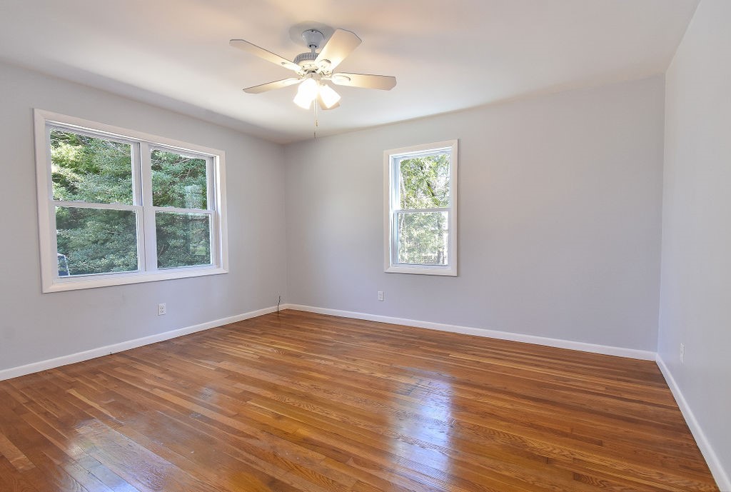 291 Crompton Road East Greenwich, RI 02818 - Photo 11 of 29 291 Crompton Road, East Greenwich, RI 02818 master bedroom