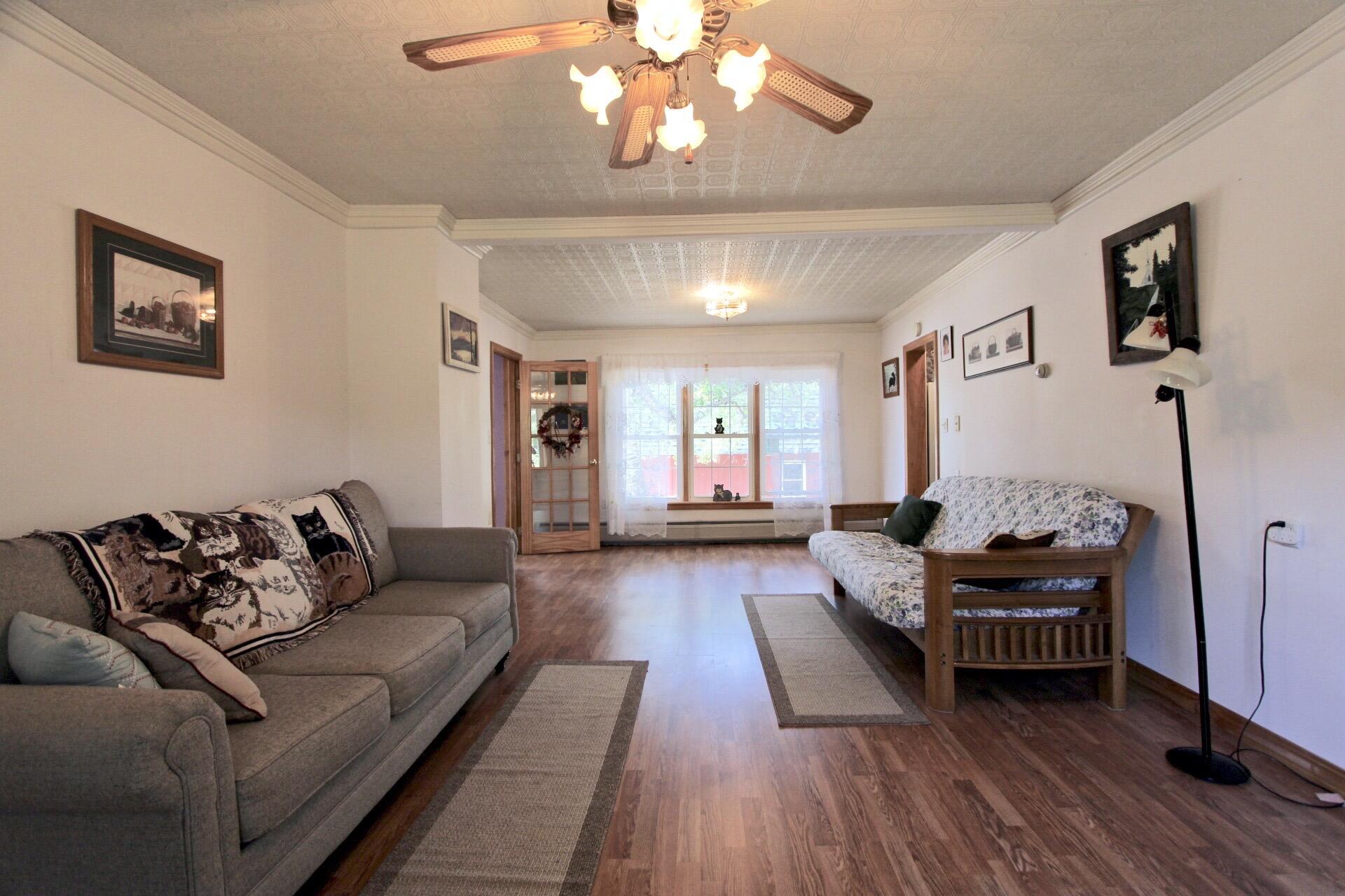 3 Stanislaus Road Lincoln, ME 04457 - Photo 15 of 51 Living room