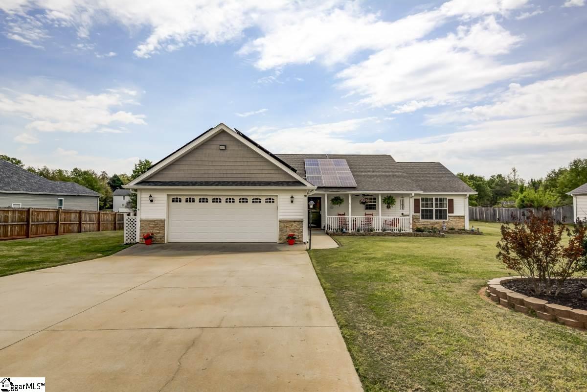 855 Grand Canyon Road Inman, SC 29349 - Photo 1 of 36