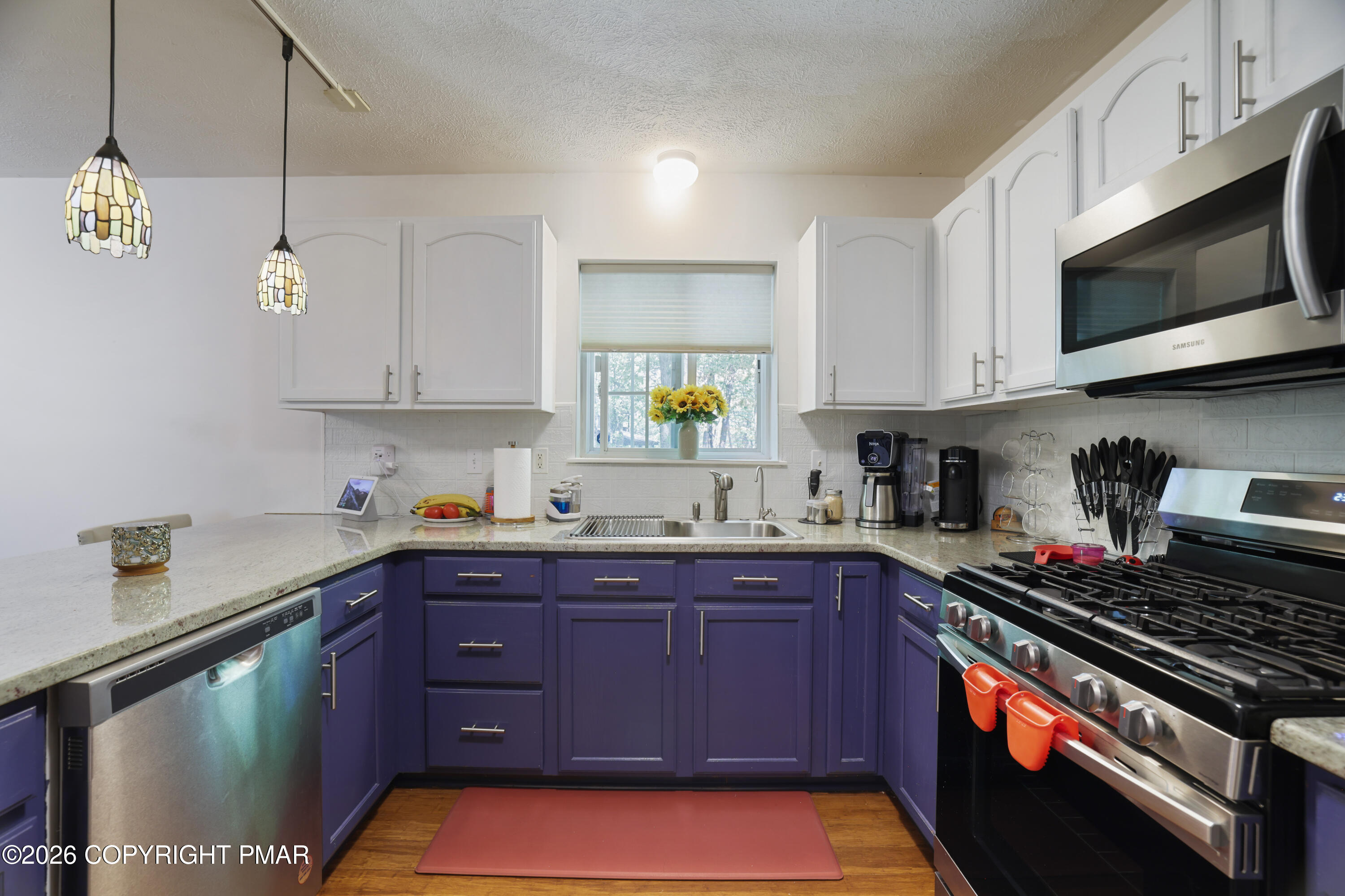 155 Wellington Way Bushkill, PA 18324 - Photo 16 of 76 16- Kitchen_
