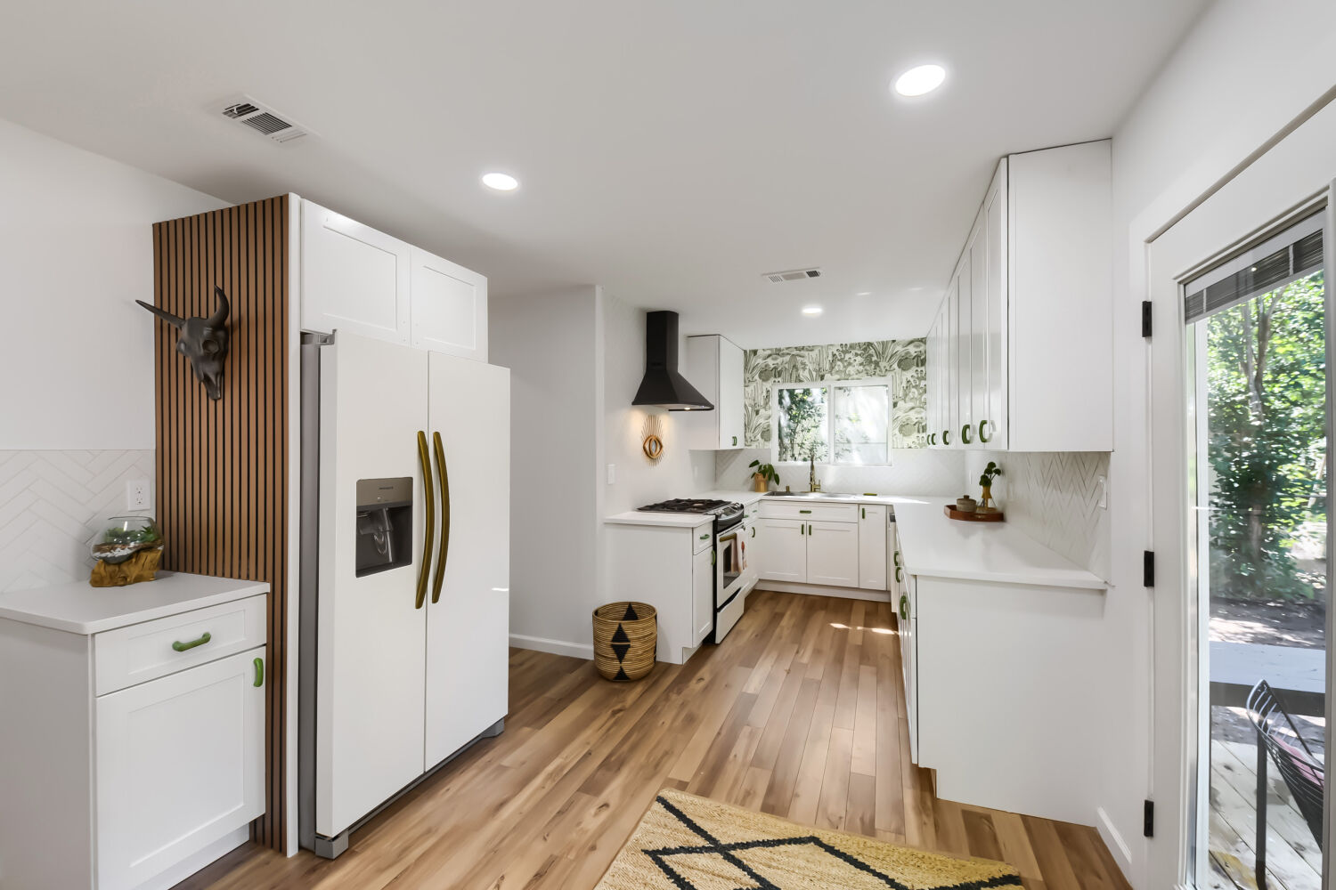 304 Sheraton Avenue Austin, TX 78745 - Photo 12 of 32
