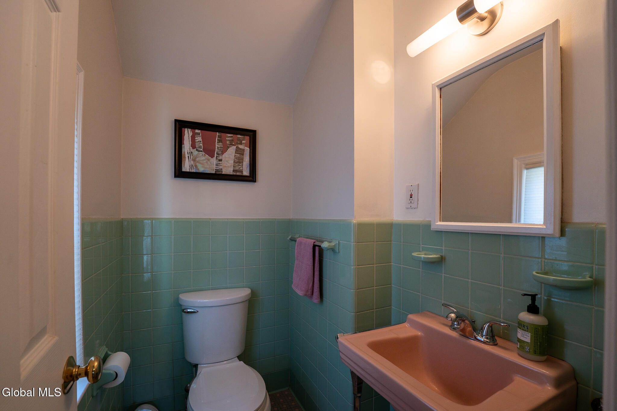 2232 Rosendale Road Niskayuna, NY 12309 - Photo 28 of 40 29