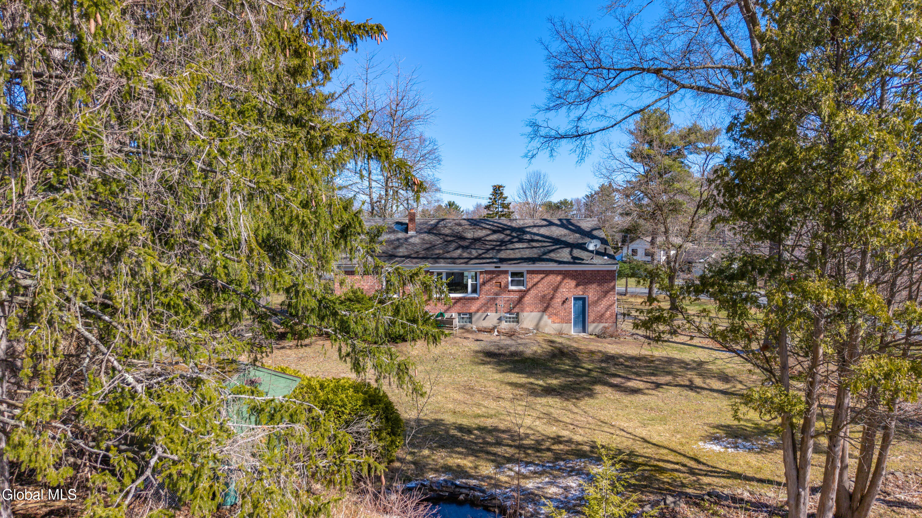 2232 Rosendale Road Niskayuna, NY 12309 - Photo 37 of 40 38