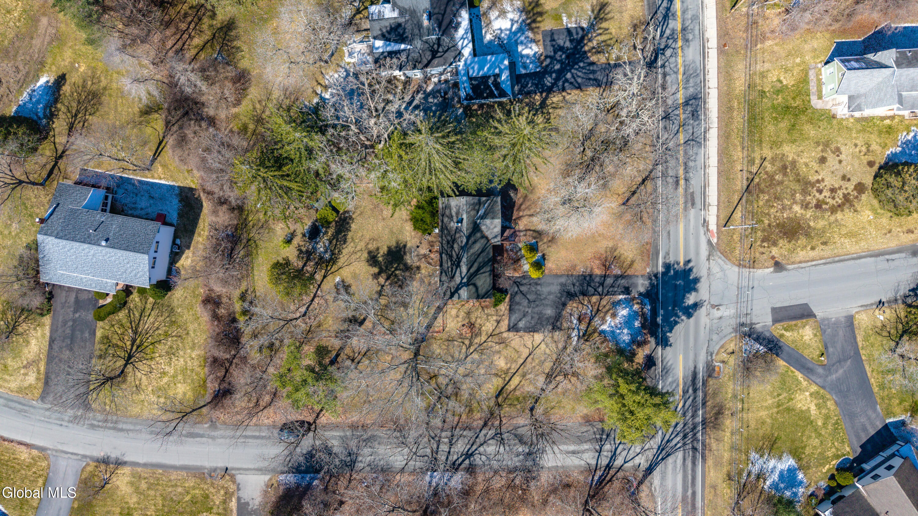 2232 Rosendale Road Niskayuna, NY 12309 - Photo 38 of 40 39