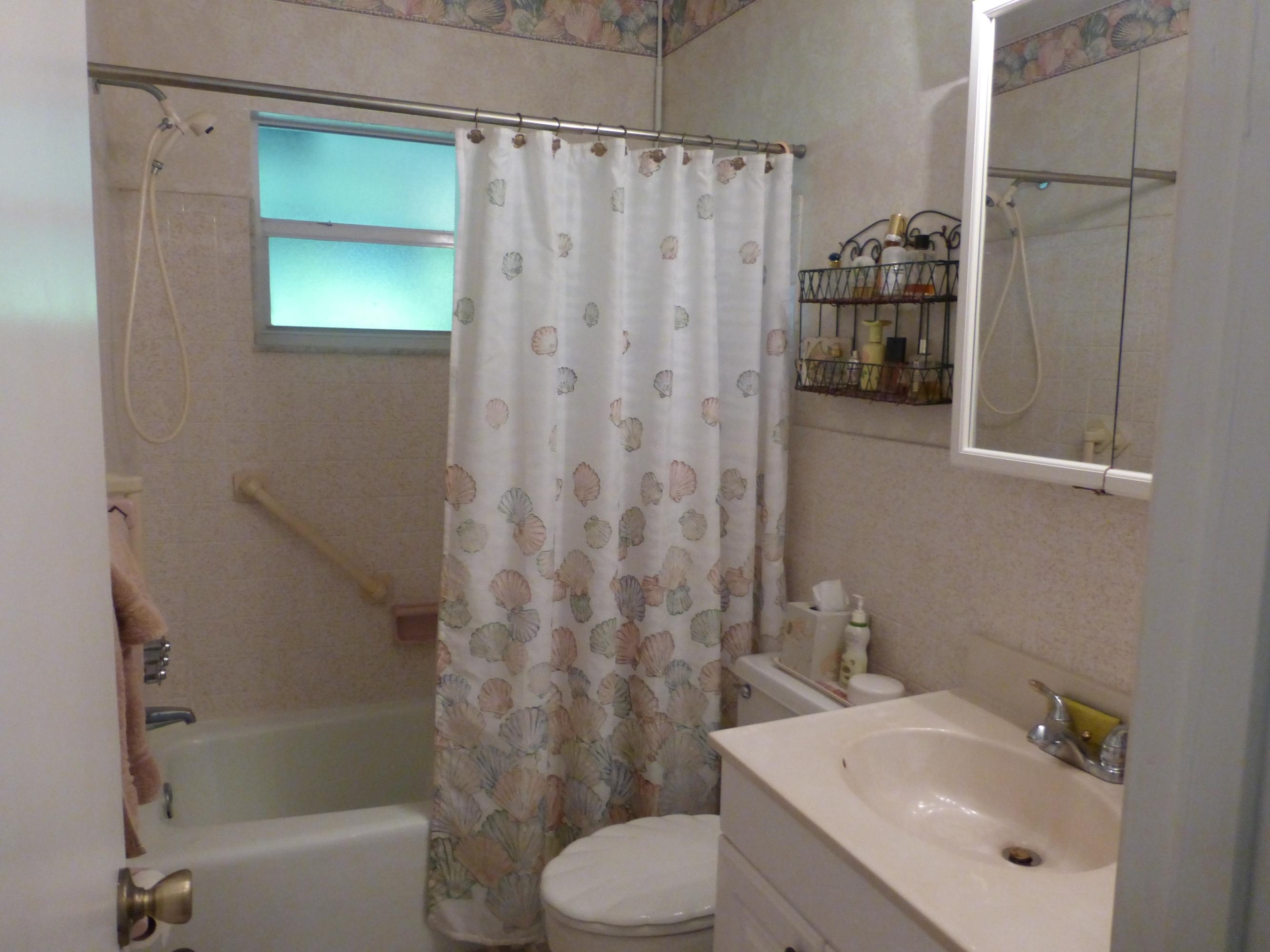 200 Northeast 26th Street Boca Raton, FL 33431 - Photo 15 of 31 P1000693