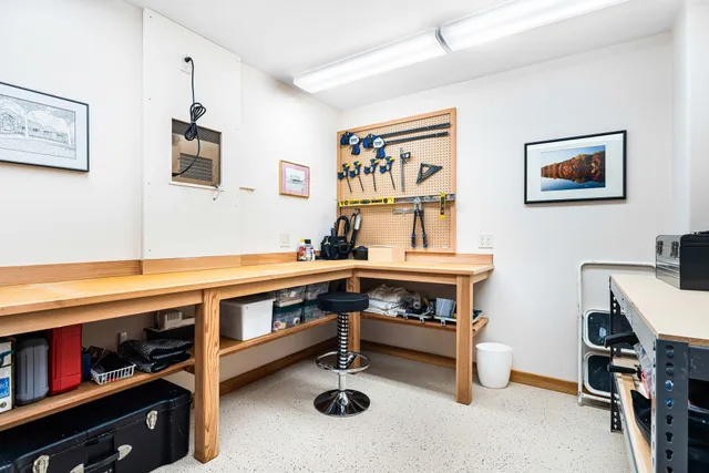 $8,000,000 | 115 Eastman Road, Woodstock, VT 05071