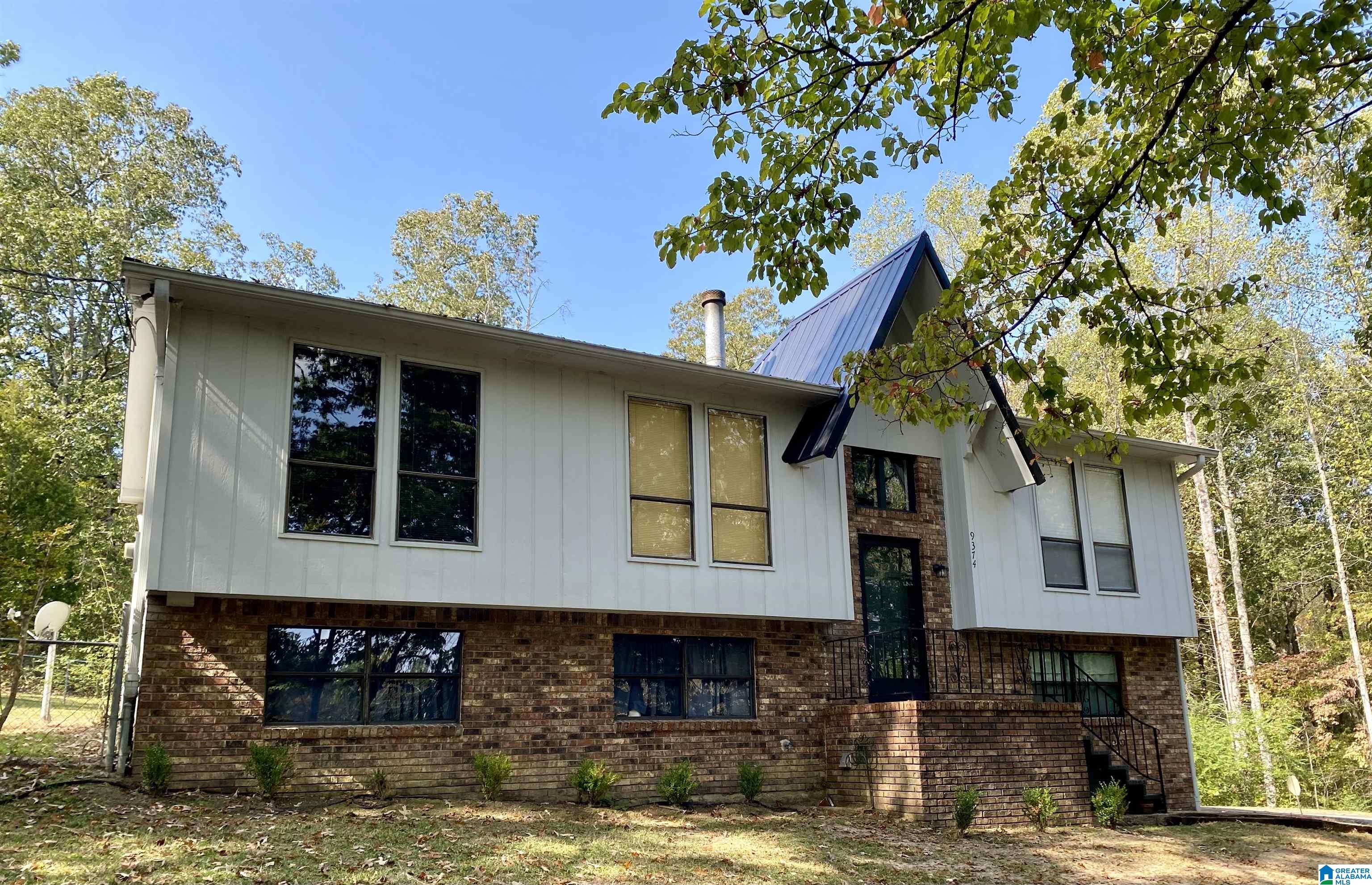 9374 Bagley Road Dora, AL 35062 - Photo 2 of 46