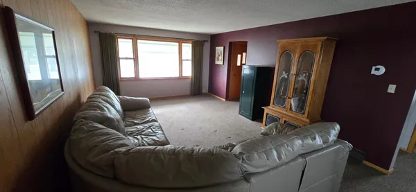 $825,000 | 157 70th Street North, Glyndon, MN 56547
