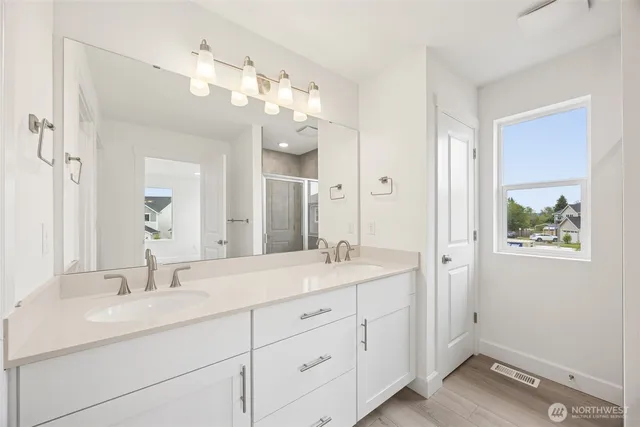 $699,990 | 11 Mccartney Peak Ln Port, Unit 78, Port Ludlow, WA 98365