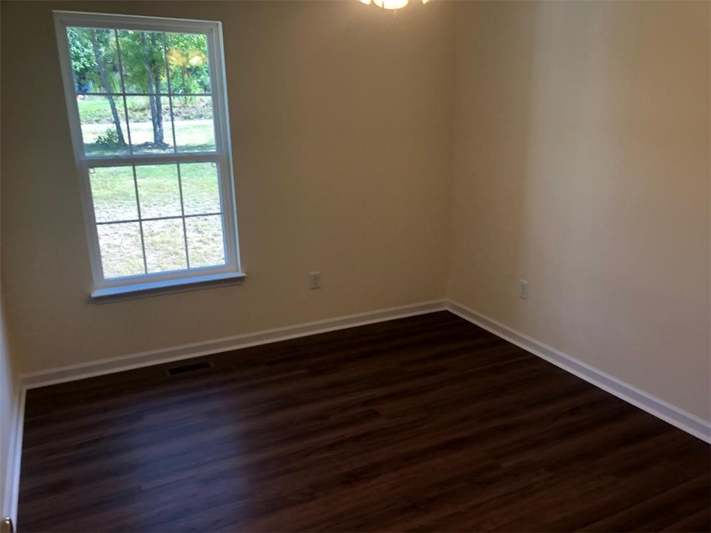 426 Leatherdale Road Iva, SC 29655 - Photo 8 of 10