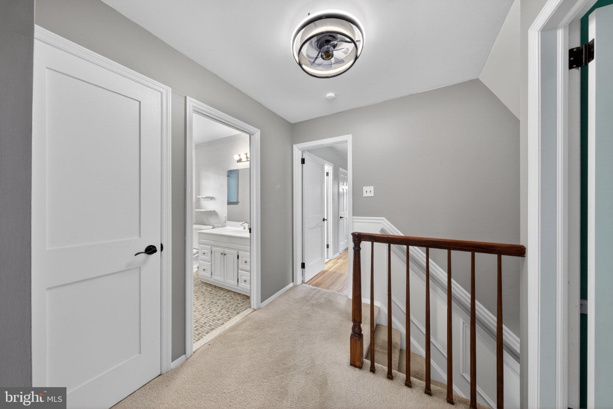 1020 Jeffrey Road Wilmington, DE 19810 - Photo 46 of 108 Inviting hallway with modern charm.