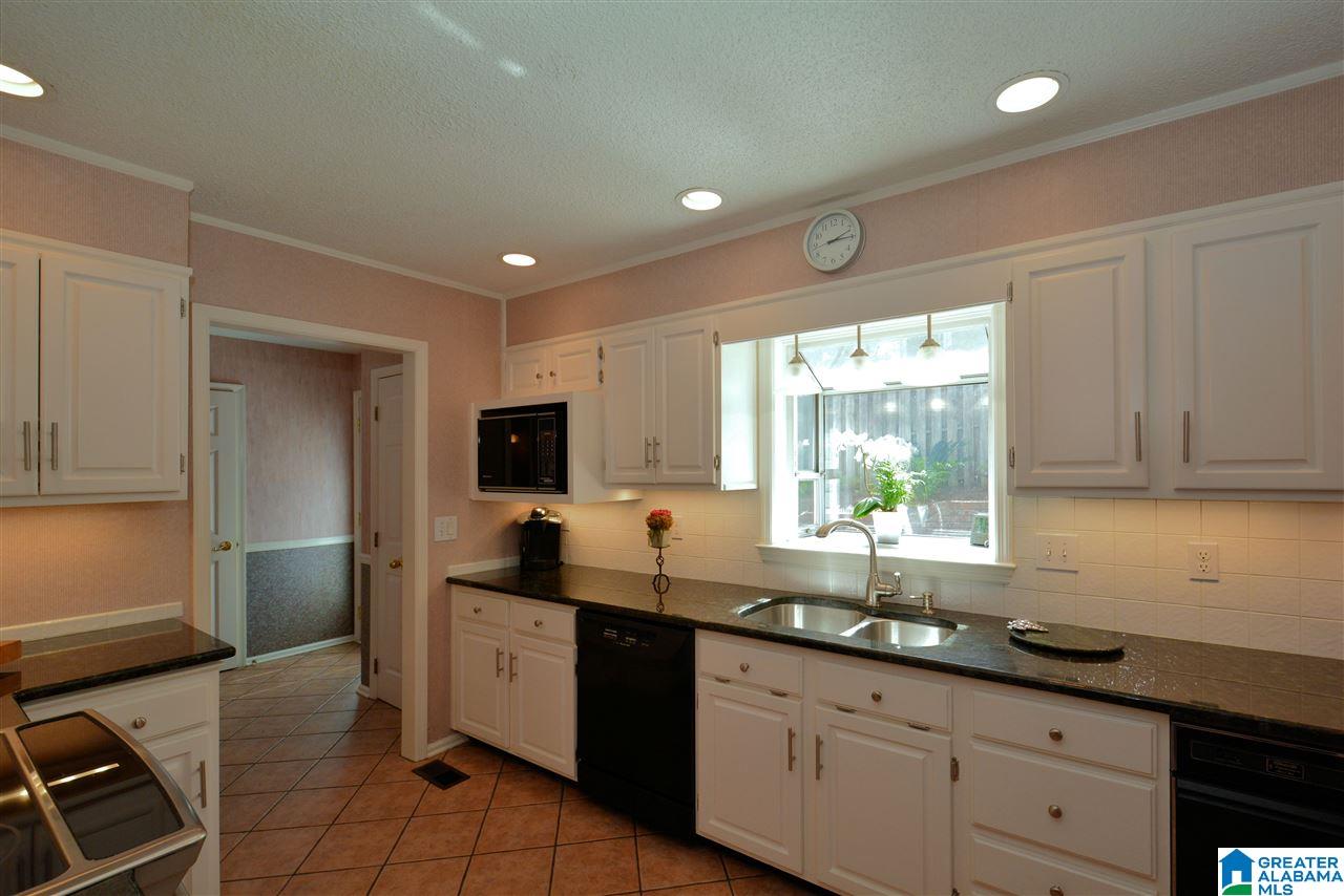 212 Oakmont Road Birmingham, AL 35244 - Photo 14 of 42