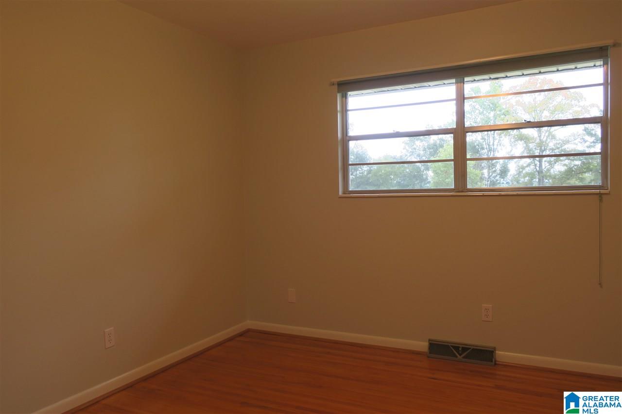 1564 Holly Road Birmingham, AL 35226 - Photo 14 of 30