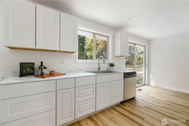 $650,000 | 1981 Country Lane, Oak Harbor, WA 98277