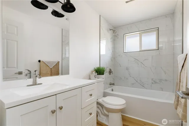 $650,000 | 1981 Country Lane, Oak Harbor, WA 98277