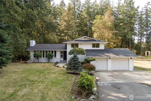$650,000 | 1981 Country Lane, Oak Harbor, WA 98277