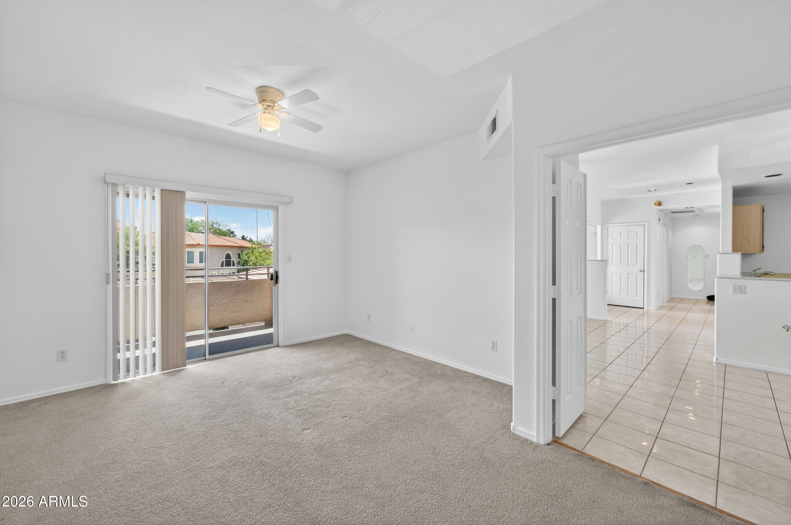 10410 North Cave Creek Road, Unit 2124 Phoenix, AZ 85020 - Photo 20 of 43 19_dsc06108