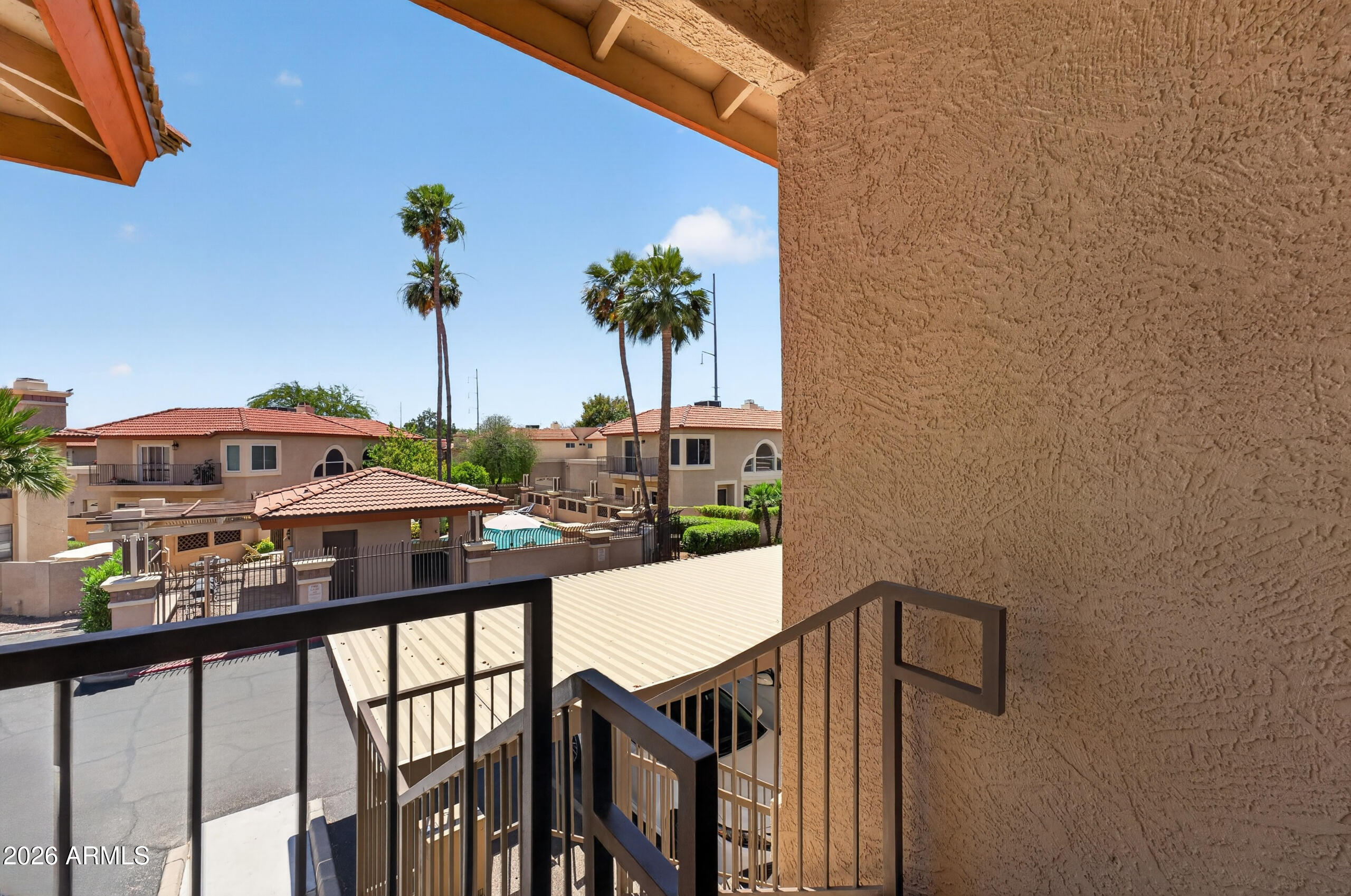 10410 North Cave Creek Road, Unit 2124 Phoenix, AZ 85020 - Photo 3 of 43 2_dsc06174