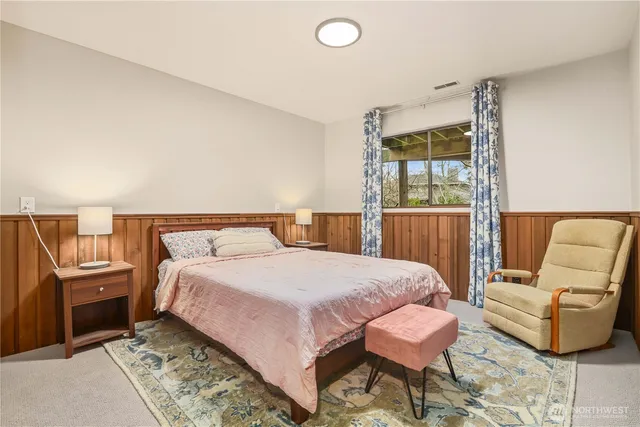 $1,250,000 | 10430 64th Place West, Mukilteo, WA 98275