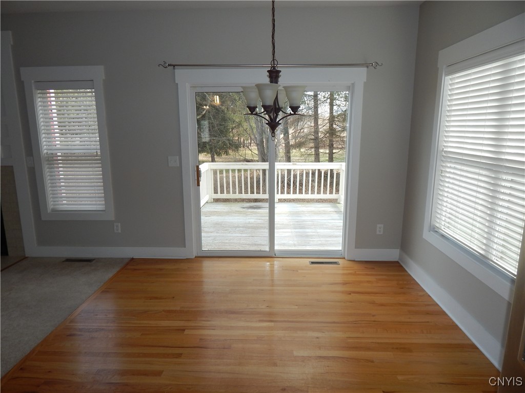 8176 Whitman Way Clay, NY 13090 - Photo 11 of 37