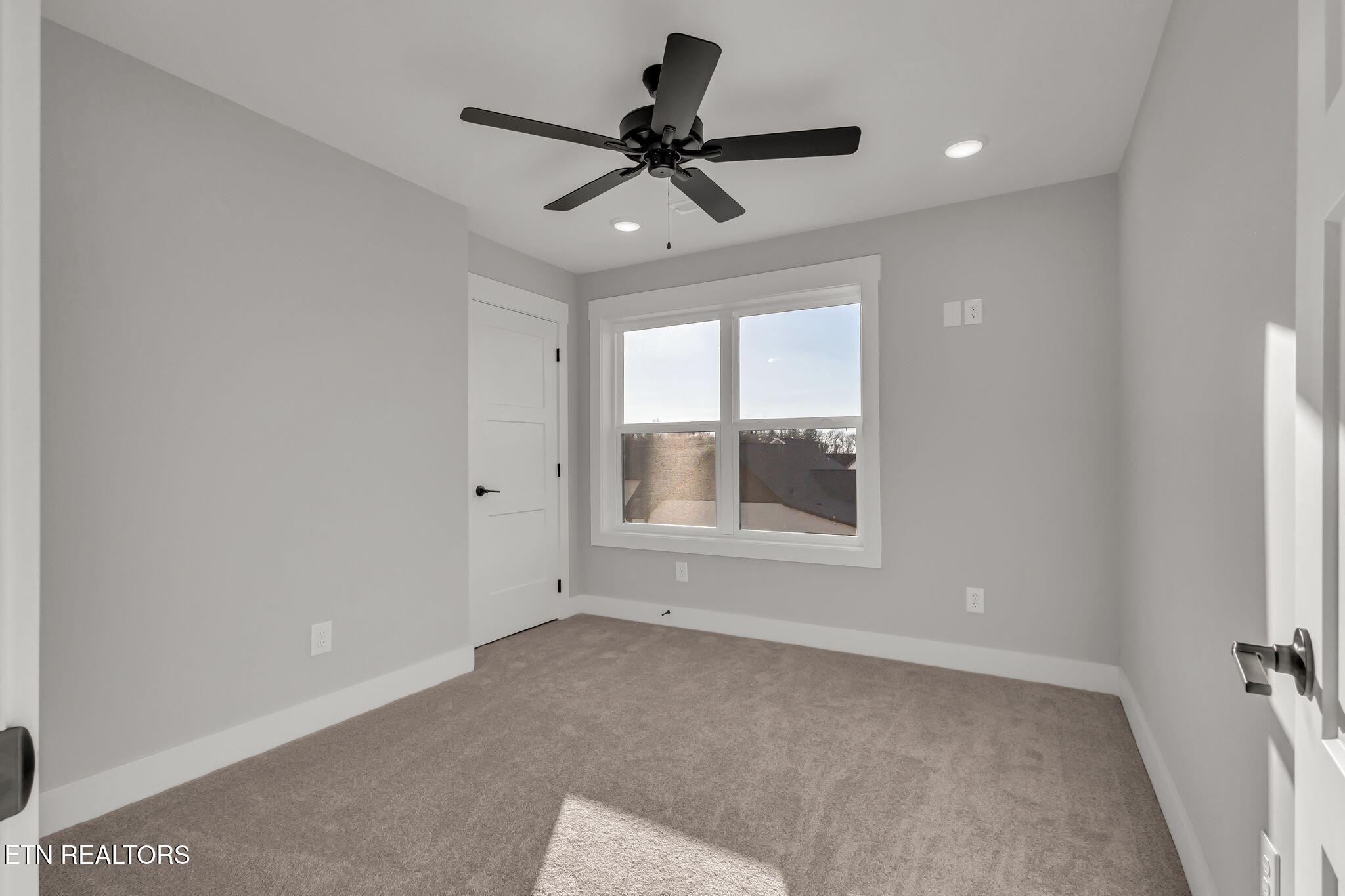 7138 Gentle Rain Road, Unit LOT 135 Knoxville, TN 37920 - Photo 34 of 46 wj2512301-1033