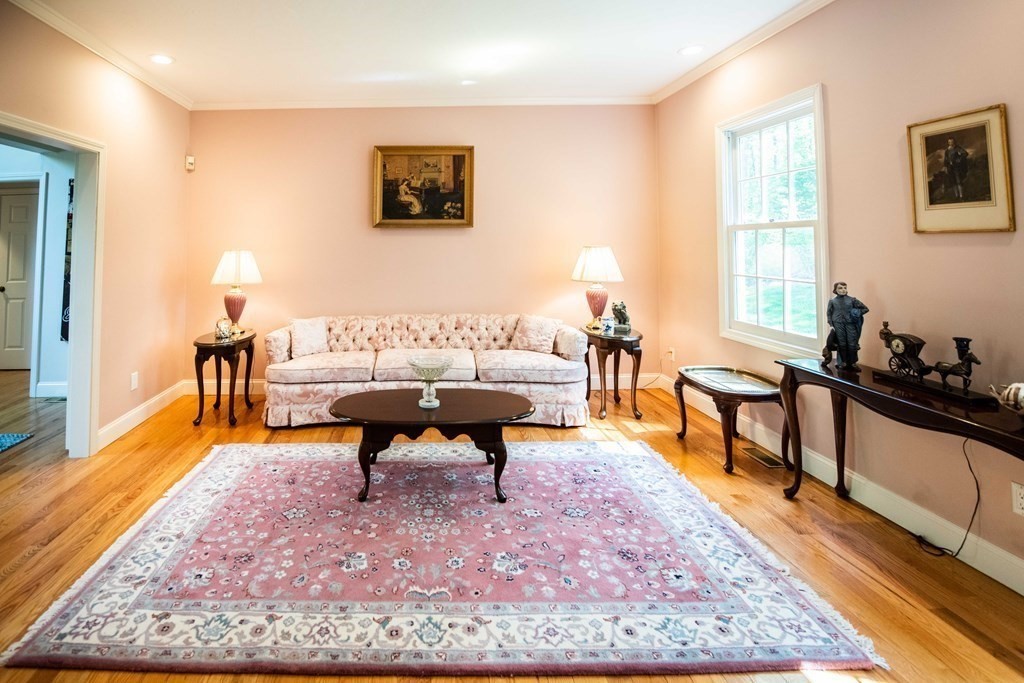 41 Surrey Lane Topsfield, MA 01983 - Photo 13 of 41