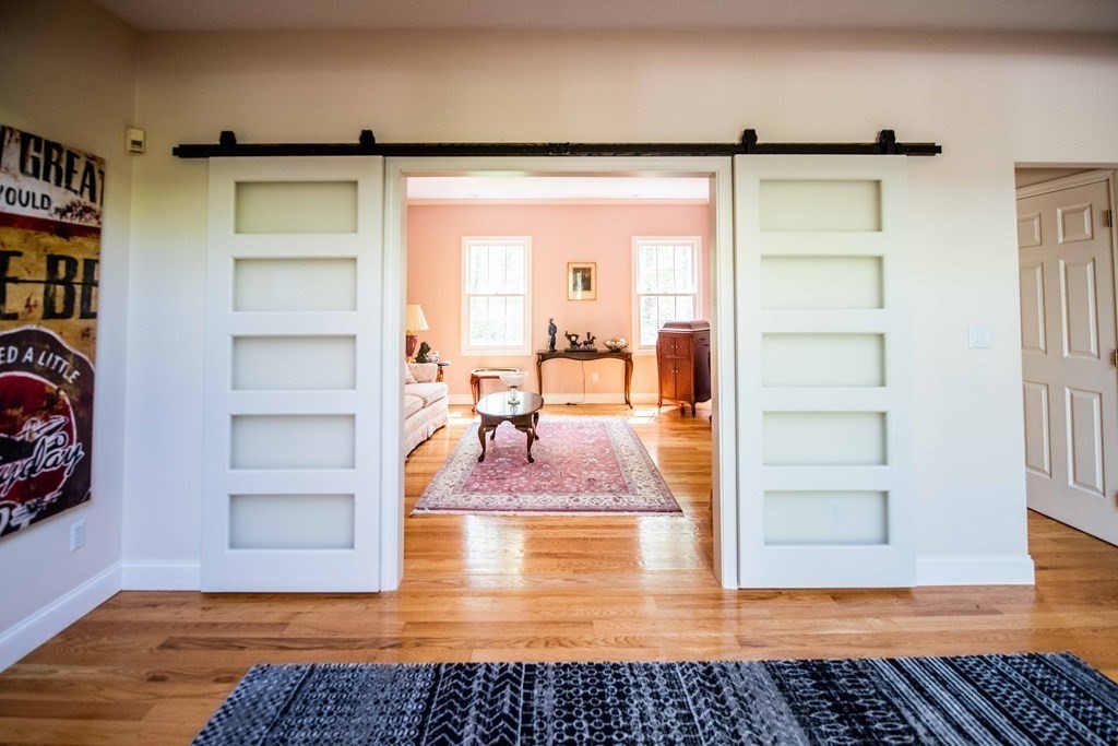 41 Surrey Lane Topsfield, MA 01983 - Photo 14 of 41