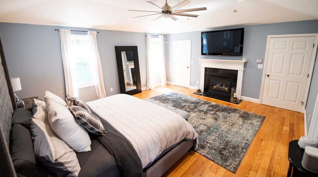 41 Surrey Lane Topsfield, MA 01983 - Photo 17 of 41