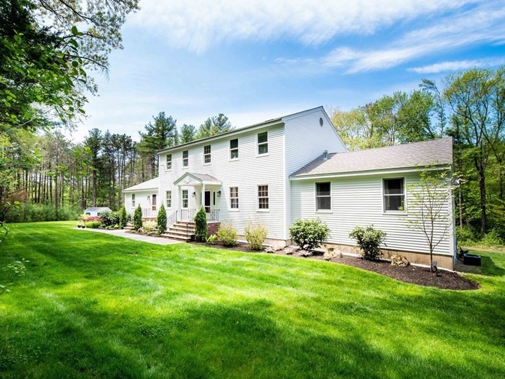 41 Surrey Lane Topsfield, MA 01983 - Photo 2 of 41