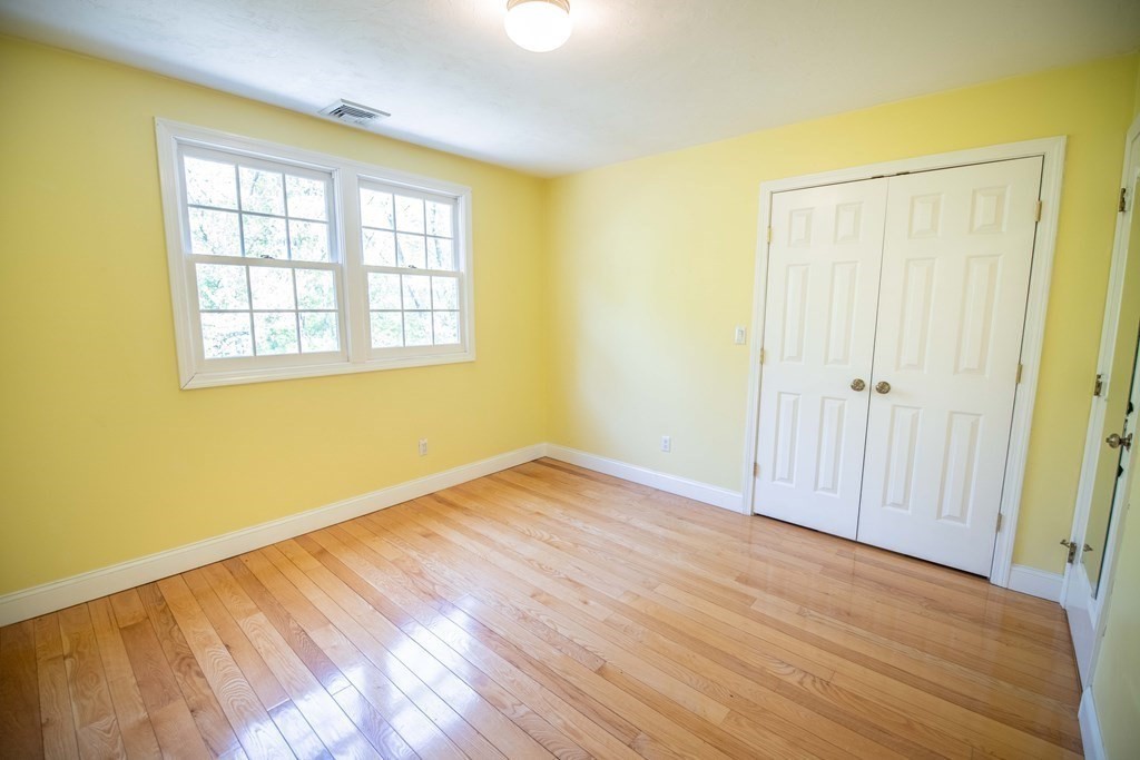 41 Surrey Lane Topsfield, MA 01983 - Photo 23 of 41