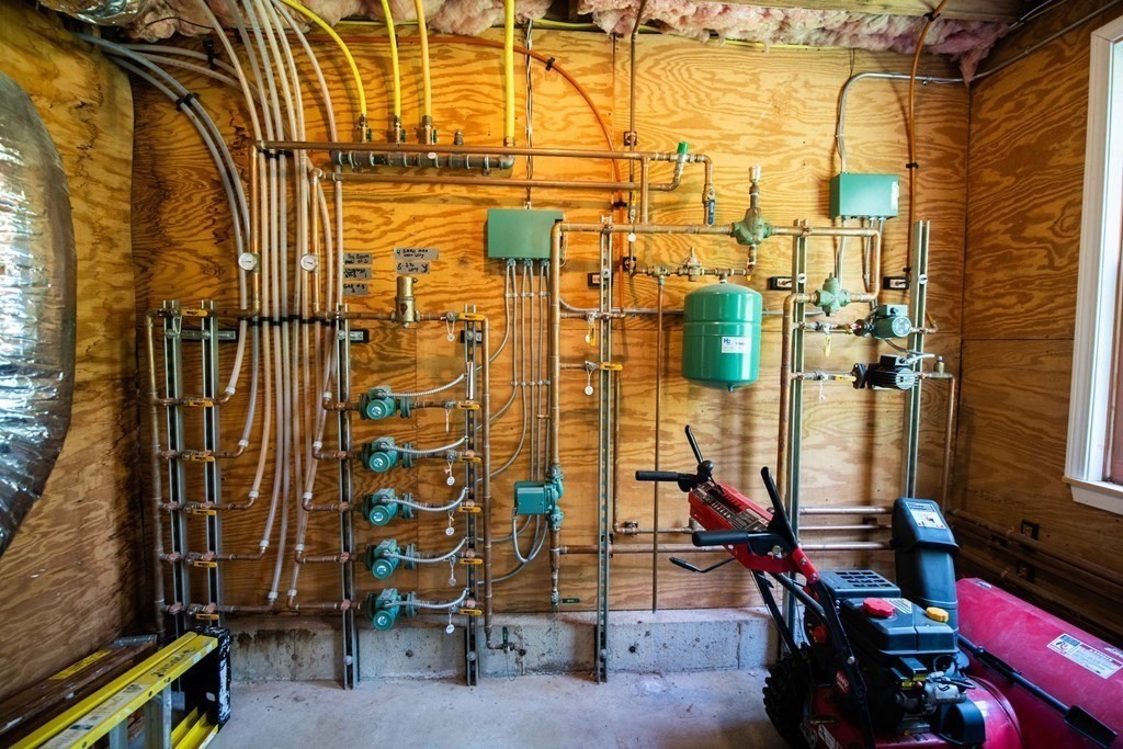 41 Surrey Lane Topsfield, MA 01983 - Photo 36 of 41